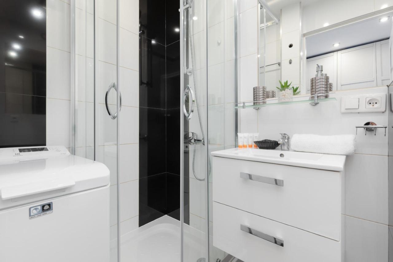 Bright & Cozy Near Metro Marymont By Renters Apartment Warsaw